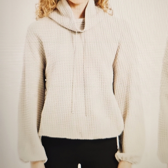 NWT Max Studio Funnel Neck Waffle Knit Drawstring Pullover IVORY X-Large - Picture 9 of 12